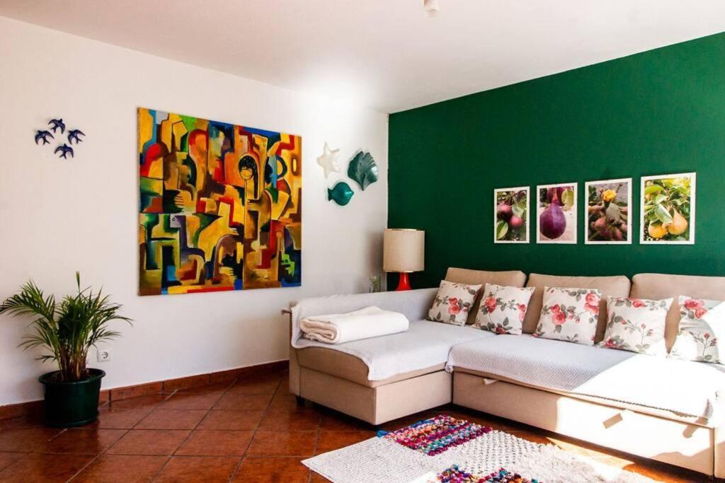Casa Da Ti' Milia Villa Encarnacao Kültér fotó
